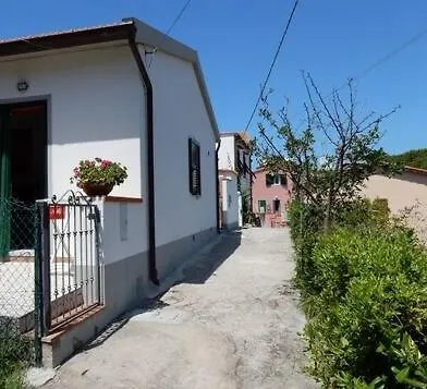 Holiday home Casa Ventitre *